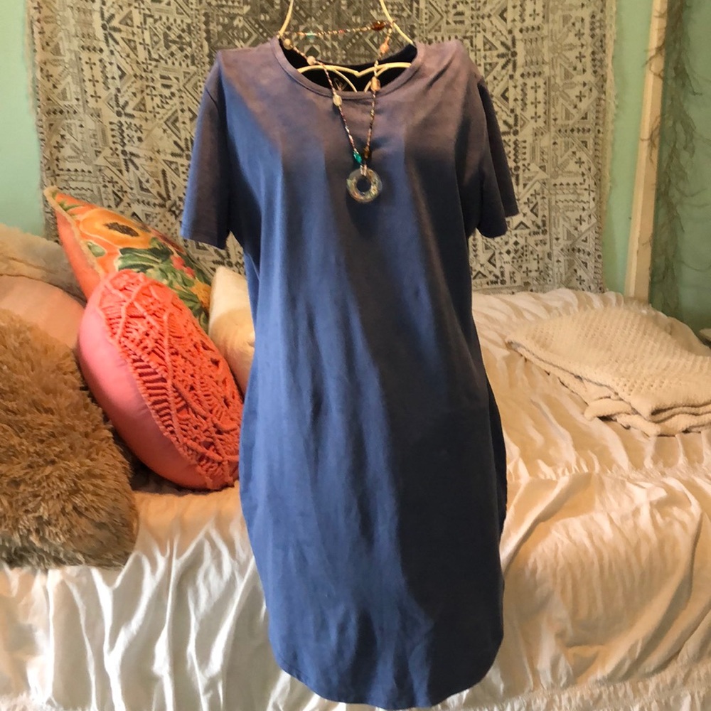 🌻Windsor size large blue dress.